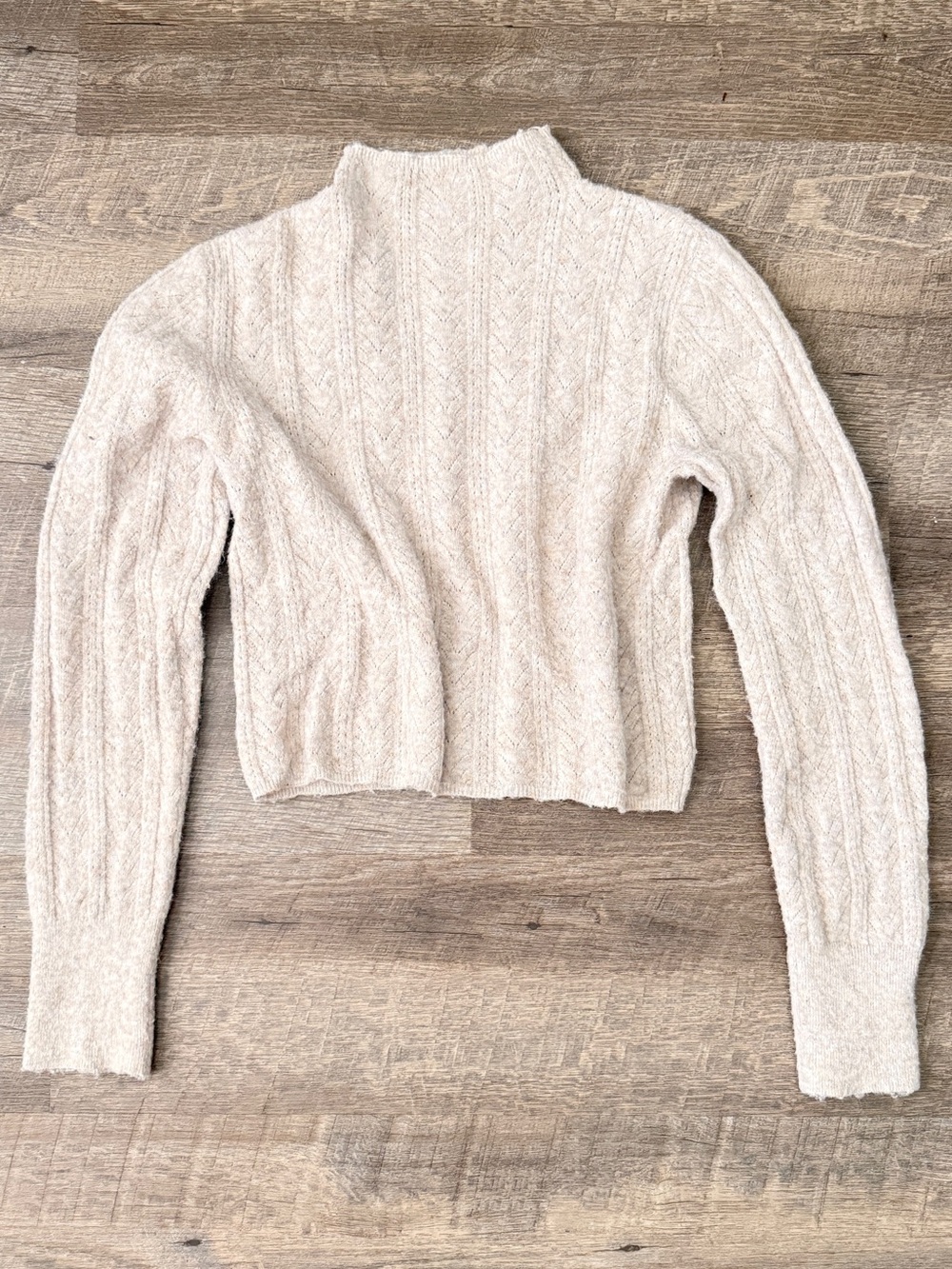 Jessica Simpson Cream Cable Knit Turtleneck Sweater